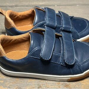 Old Navy Kids Dark Blue Velcro Sneakers